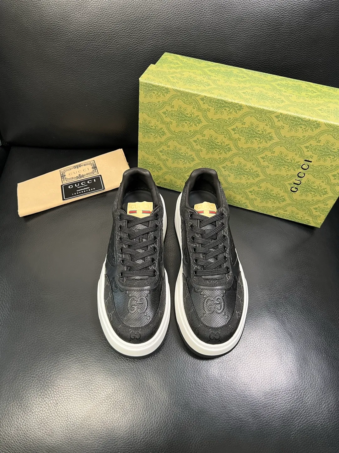 Men's shoes 💰840 Gucci high quality top crafts Gucci counter new original factory configuration, imported cowhide fabric from Italy, imported cowhide lining, breathable and comfortable, sole: original factory special supply original sole super comfortable, original factory and single goods, welcome to compare, code number 38-44 (customized 45 46)